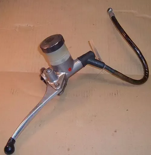 1976 Honda GL1000 Goldwing FRONT BRAKE MASTER CYLINDER W LEVER