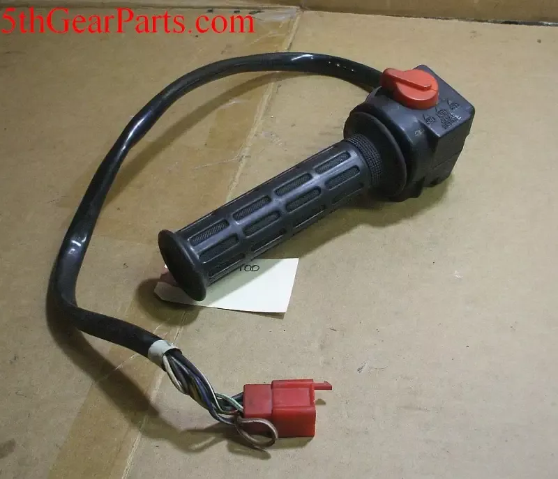 1980 Honda GL1100 GOLDWINGBAR CONTROL SWITCH RIGHT R KILL STARTER BUTTON 80 81 82 83