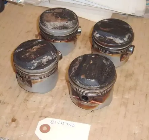 1981 Honda CB750 Super SportPISTONS W RINGS STD