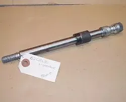 1982 Honda CB650 Nighthawk FRONT AXLE 84 85 8683