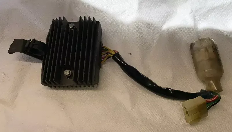 2004 Honda VFR800 Inerceptor Rectifier Regulator 04 05 06 07 08