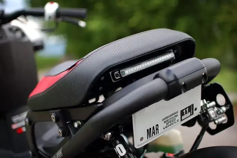 Ruckus dingleberry plate mount